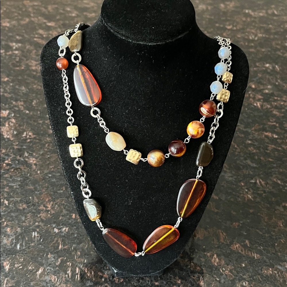 Chico's 17” Long Convertible Amber/Brown & Gold Necklace Worn 2 Different Ways